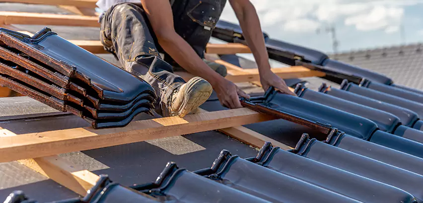 Professional Storm Damage Roof Repair Services in Vernon Hills, IL