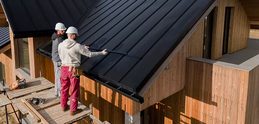 Metal Roof Maintenance in Vernon Hills