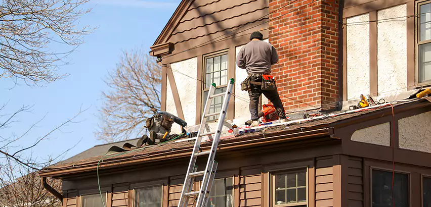 Roof Siding Trim Repair in Vernon Hills